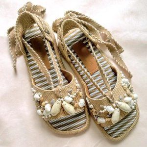 NWT Robert Clergerie Eugeniet Shell Embroidered Ankle Wrap Sandal MSRP $545
